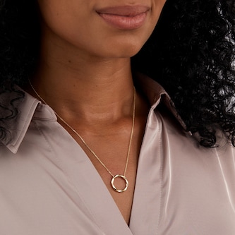 Goldsmiths 9ct Yellow Gold Diamond Cut Circle Pendant Necklace