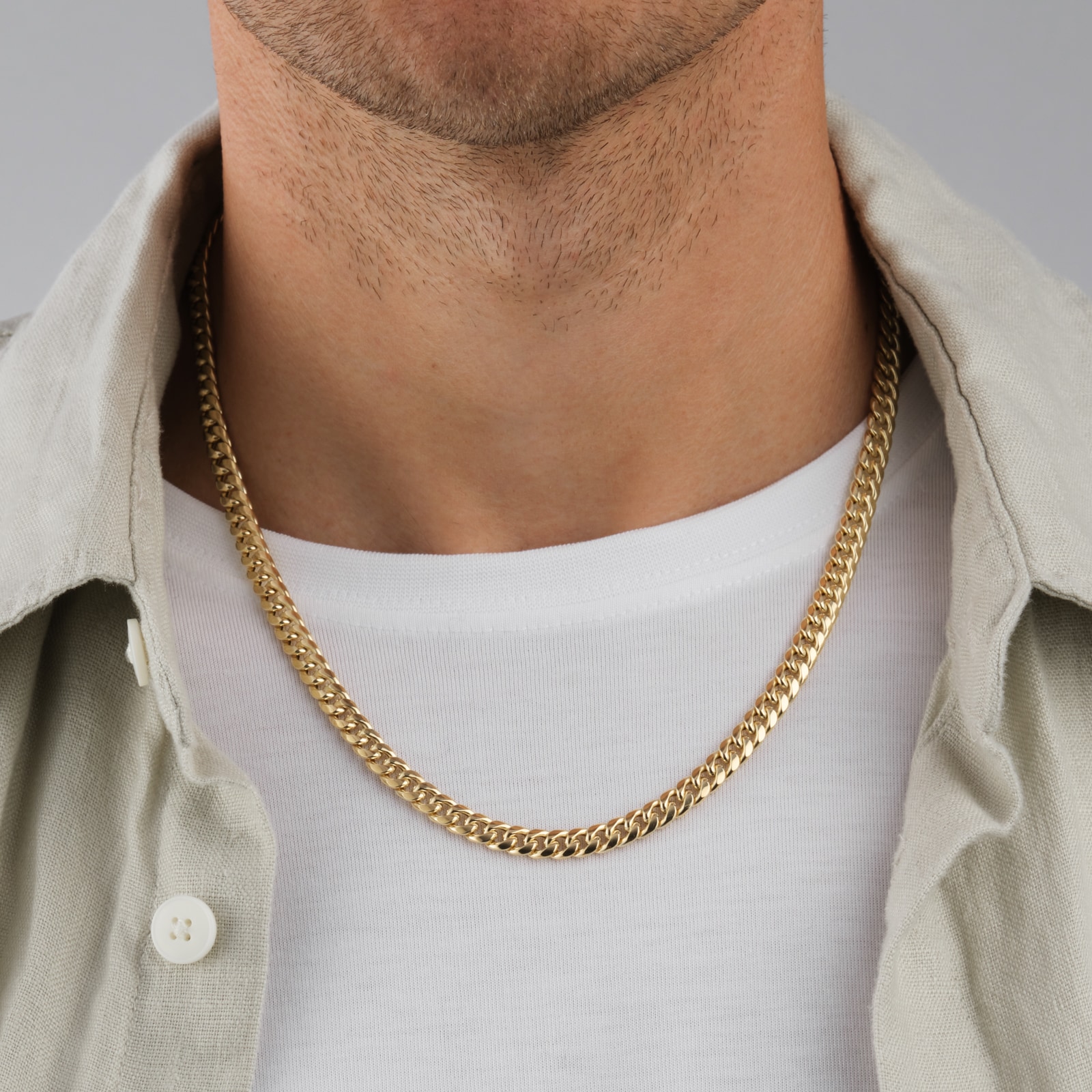 Goldsmiths 9ct Yellow Gold Hollow Curb Chain Necklace 20 Inch Goldsmiths 9ct Yellow Gold Hollow Curb Chain Necklace 20 Inch