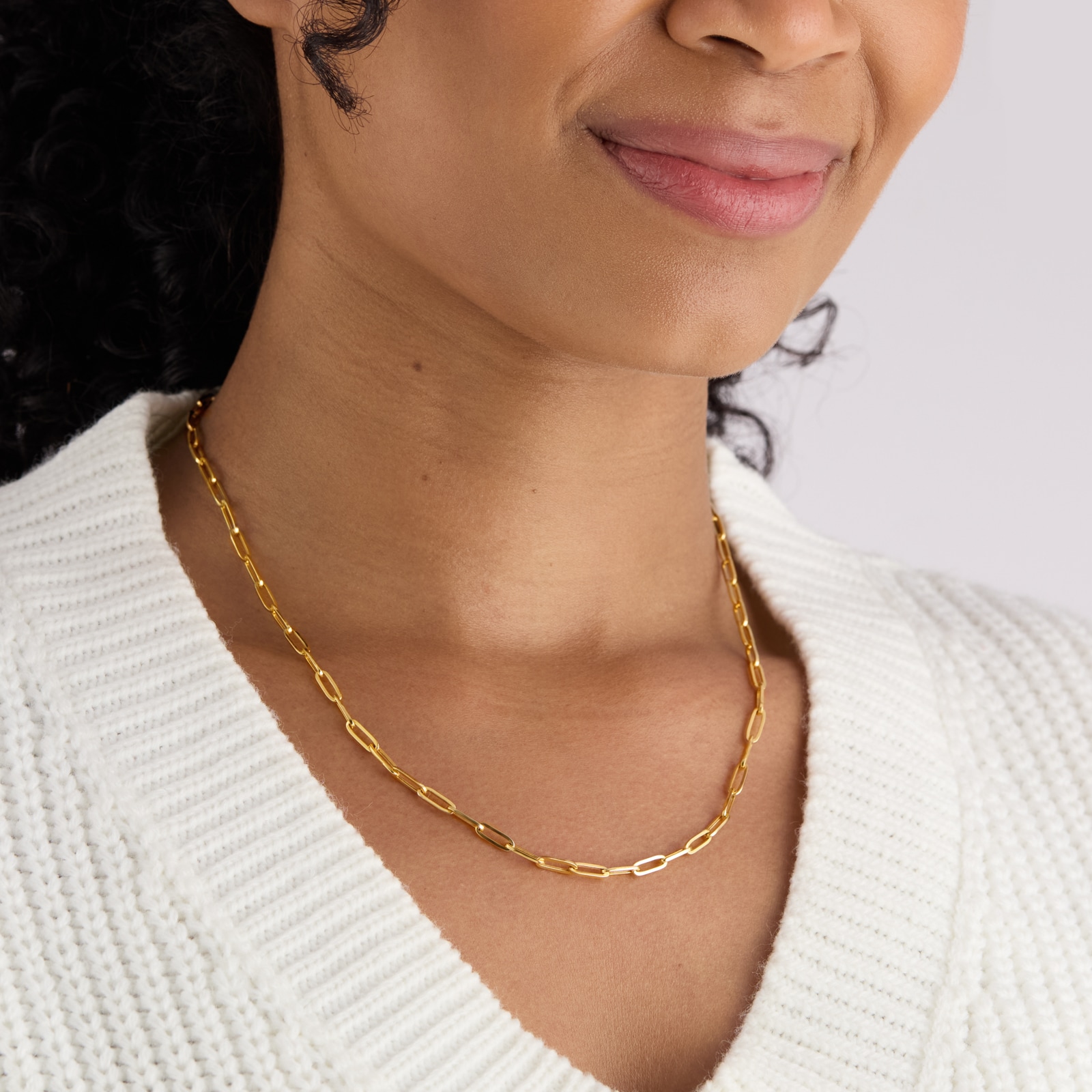 Goldsmiths 9ct Yellow Gold 3mm Paperclip Chain Necklace Goldsmiths 9ct Yellow Gold 3mm Paperclip Chain Necklace