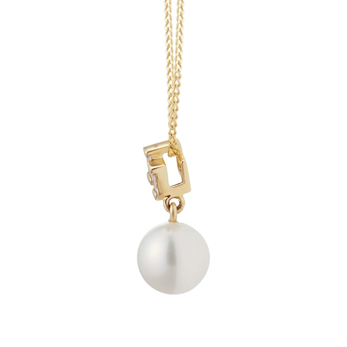 Goldsmiths 9ct Yellow Gold Fresh Water Pearl & Diamond Pendant