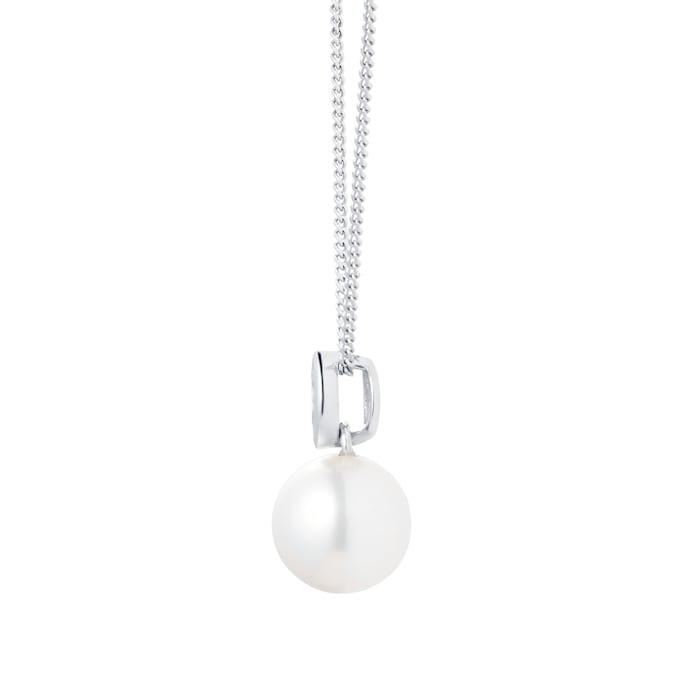 Goldsmiths 9ct White Gold 6.5-7mm Fresh Water Pearl & Diamond Necklace