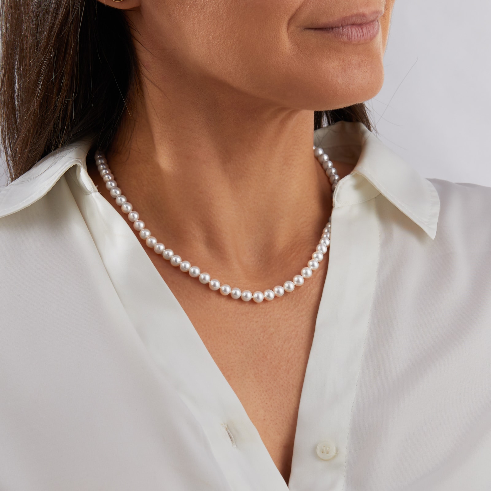 Goldsmiths 9ct Yellow Gold Oval Link and 6-6.5mm Pearl Necklace Goldsmiths 9ct Yellow Gold Oval Link and 6-6.5mm Pearl Necklace
