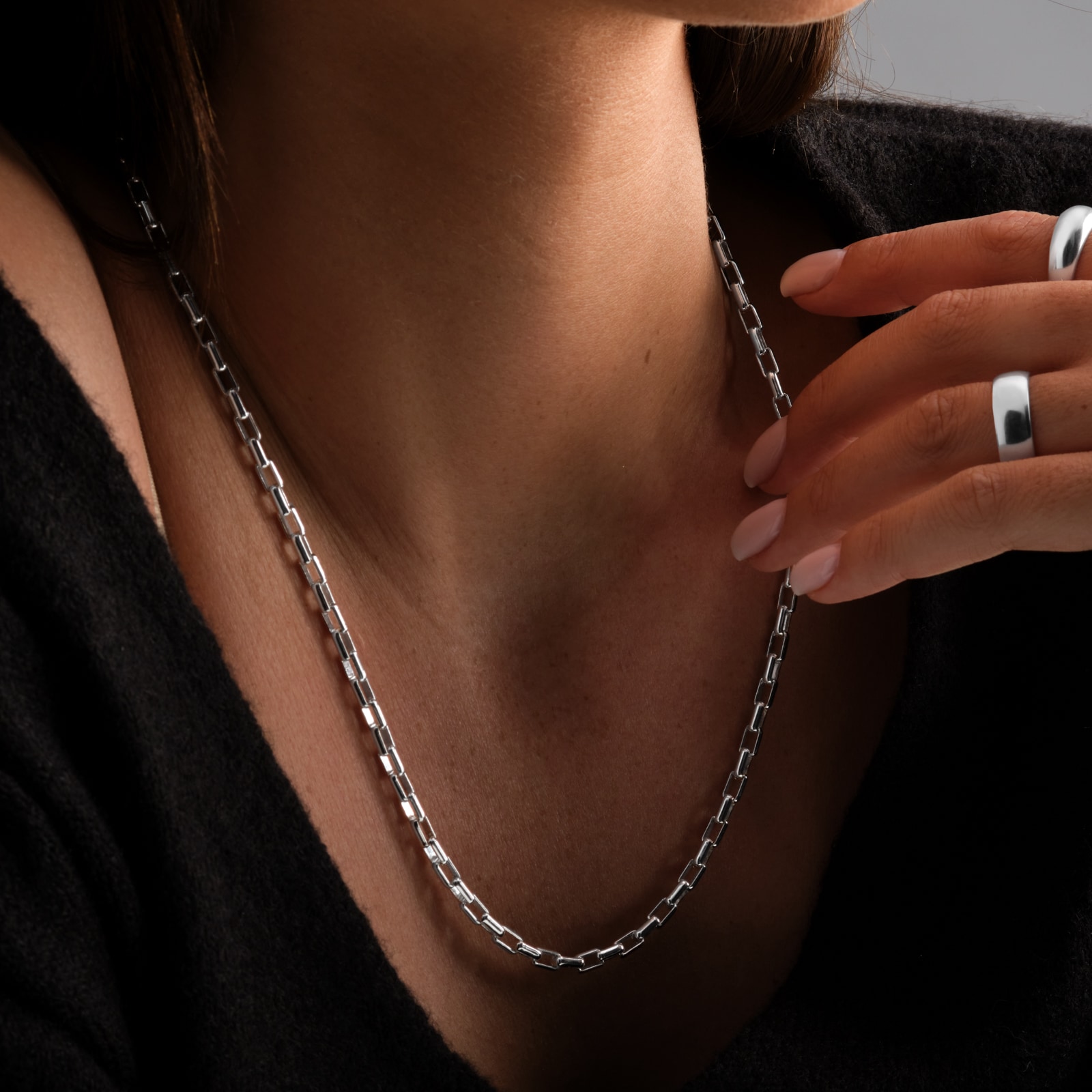 Goldsmiths Sterling Silver 4mm Rectangular Belcher Chain