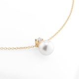 Mappin & Webb 18ct White Gold 7-7.5mm Pearl & 0.10cttw Diamond Pendant