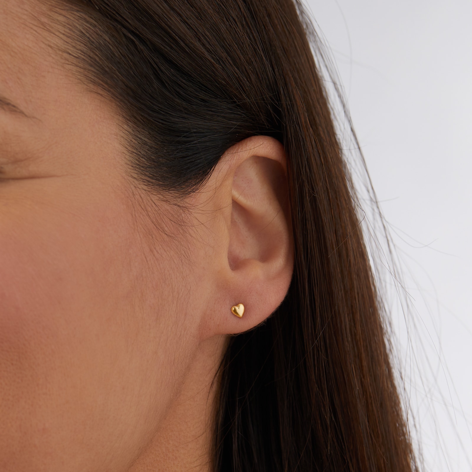 Goldsmiths 9ct Yellow Gold Small Puff Heart Stud Earrings Goldsmiths 9ct Yellow Gold Small Puff Heart Stud Earrings
