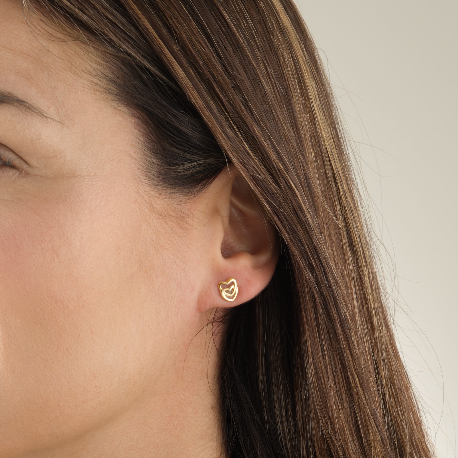 Goldsmiths 9ct Yellow Gold 7x9mm Double Heart Stud Earrings