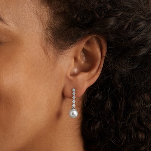 Mappin & Webb 18ct White Gold AA+ 8.5mm-9mm Akoya & 0.45cttw Drop Earrings