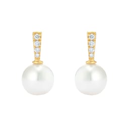 15070393 - 9ct Yellow Gold 6.5-7mm Freshwater Pearl and Diamond Stud Earrings