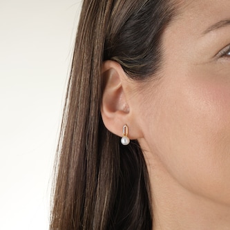 Goldsmiths 9ct Yellow Gold Freshwater Pearl and Diamond Paperclip Stud Earrings