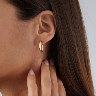 Goldsmiths 18ct Yellow Gold 20mm Tube Hoop Earrings Goldsmiths 18ct Yellow Gold 20mm Tube Hoop Earrings