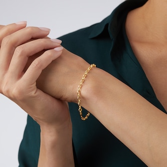 Goldsmiths 9ct Yellow Gold Hollow Belcher Bracelet Goldsmiths 9ct Yellow Gold Hollow Belcher Bracelet