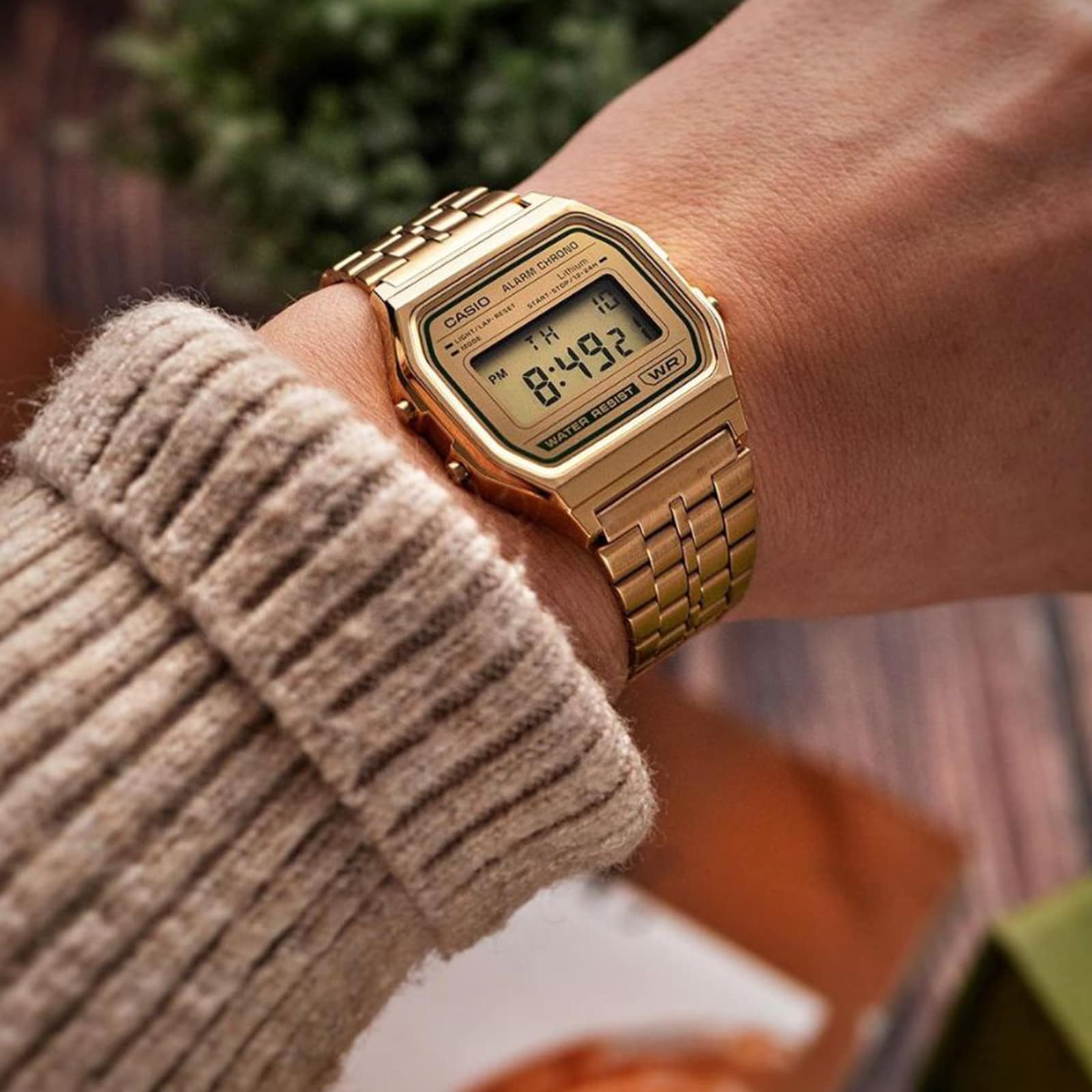 Casio Vintage Retro Collection 36.8mm x 33.2mm Unisex Watch Casio Vintage Retro Collection 36.8mm x 33.2mm Unisex Watch
