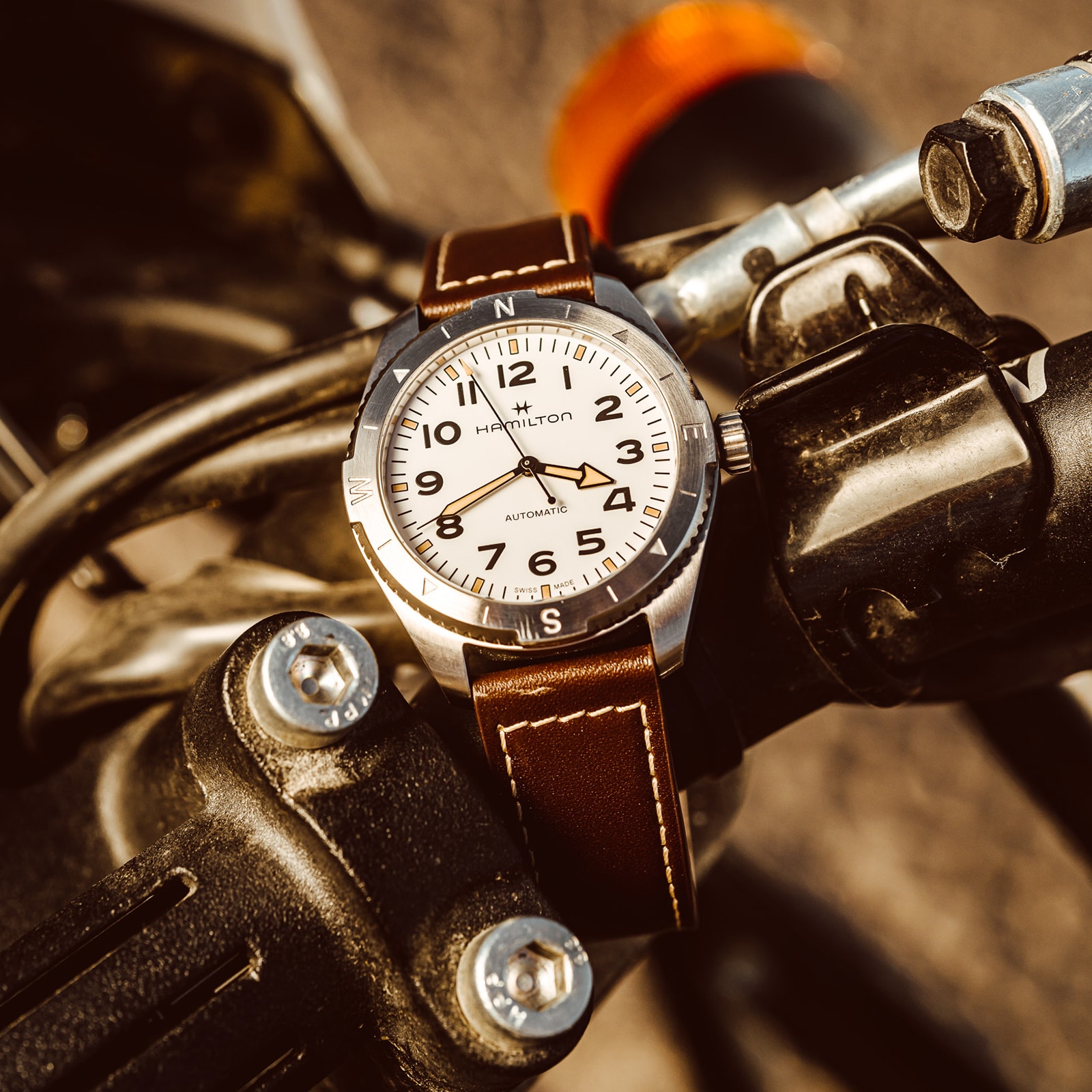 Hamilton Khaki Field Expedition 41mm Mens Watch White Hamilton Khaki Field Expedition 41mm Mens Watch White