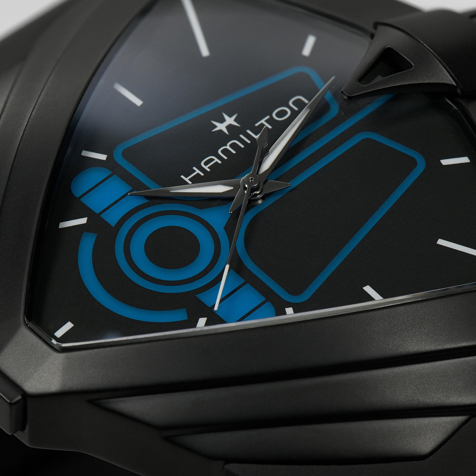 Hamilton Ventura XXL Bright Dune 52mm X 47.6mm Limited Edition Mens Watch Black