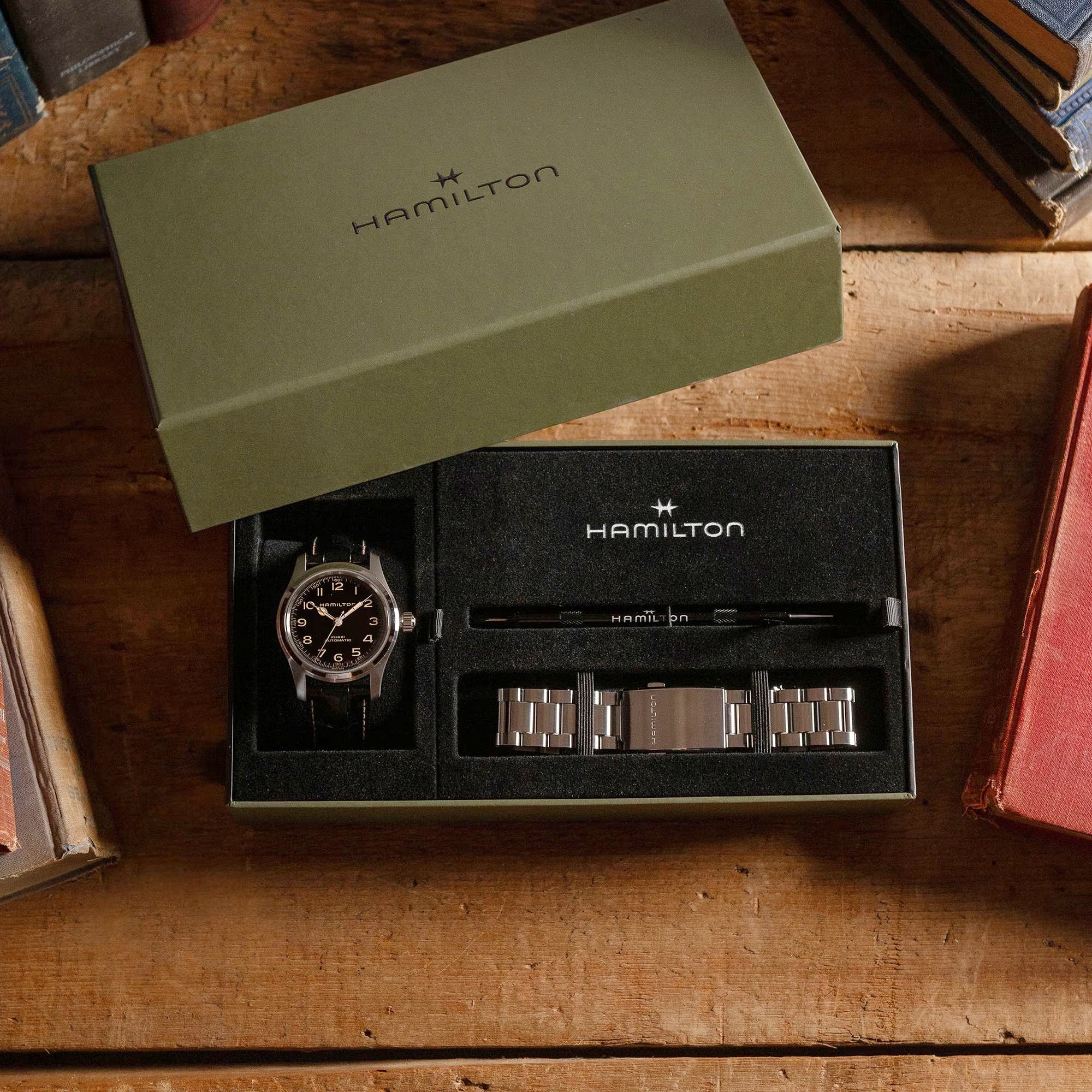 Hamilton Khaki Field Murph Automatic 42mm Unisex Watch Black Leather Strap and Bracelet Box Set Hamilton Khaki Field Murph Automatic 42mm Unisex Watch Black Leather Strap and Bracelet Box Set