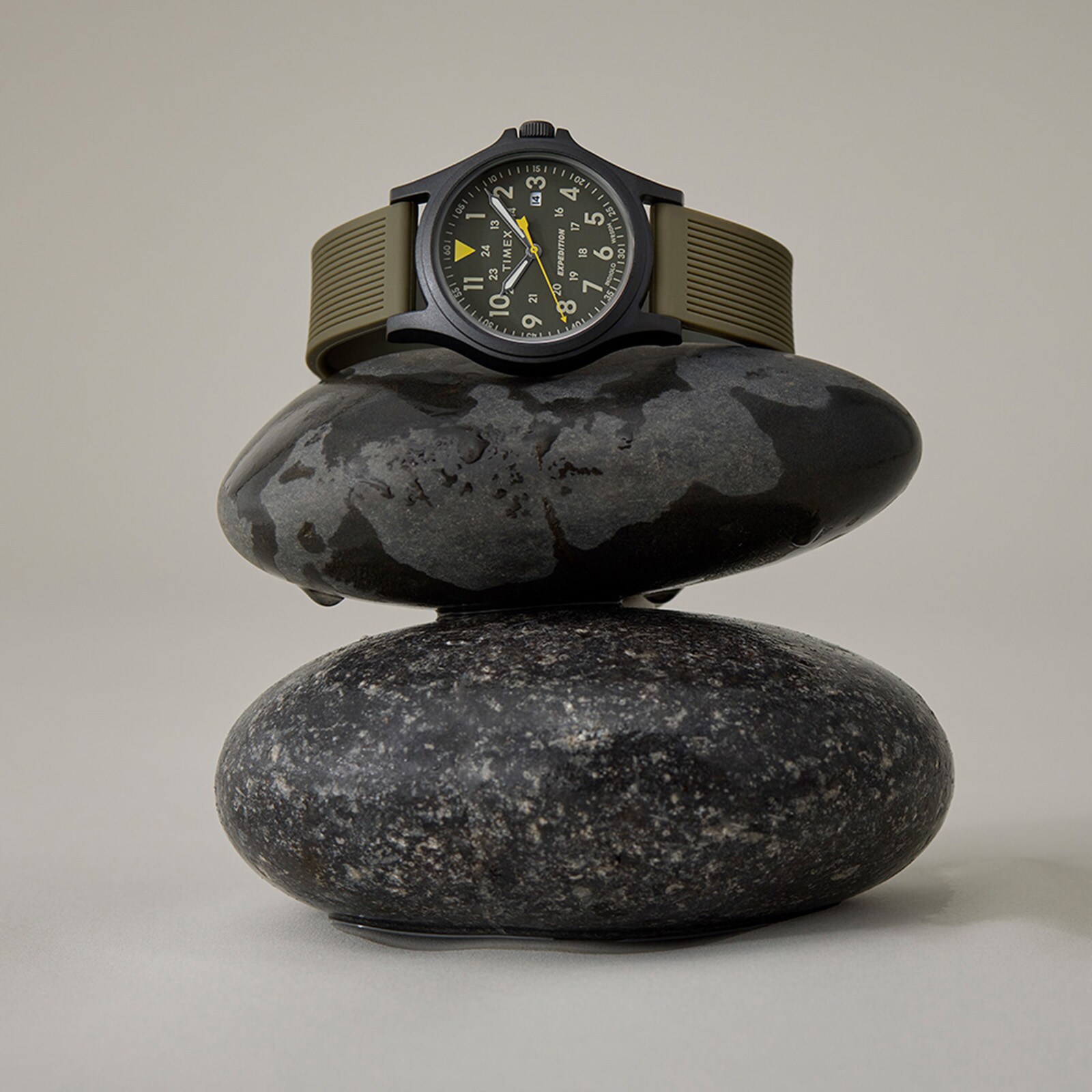 Timex Expedition Acadia Orologio Uomo 40mm – Cinturino Silicone Nero, Quadrante Verde, Cassa Grigia – TW4B30200