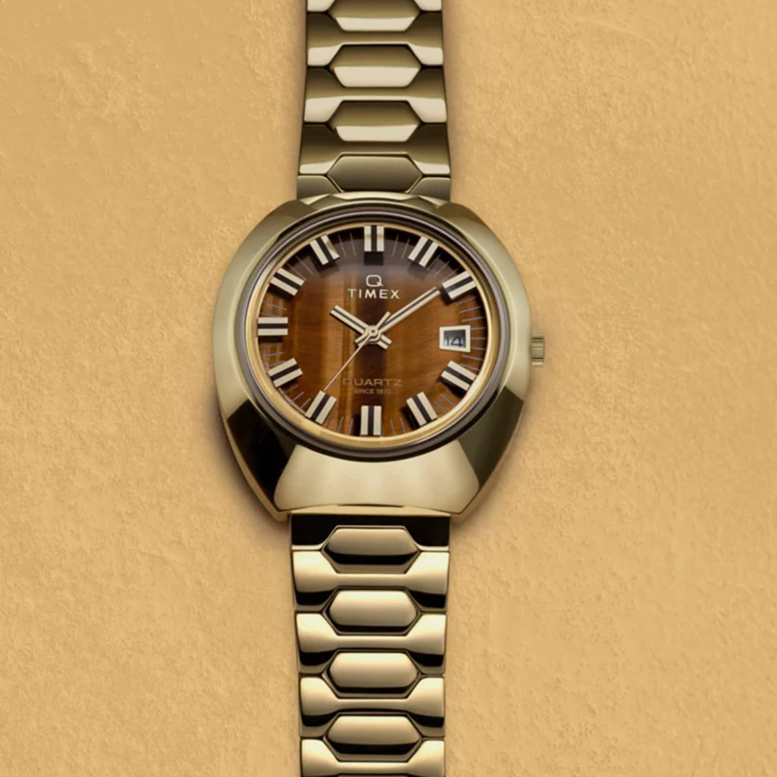 Timex Q Timex 1972 Time Machine Reissue 39mm Mens Watch Brown