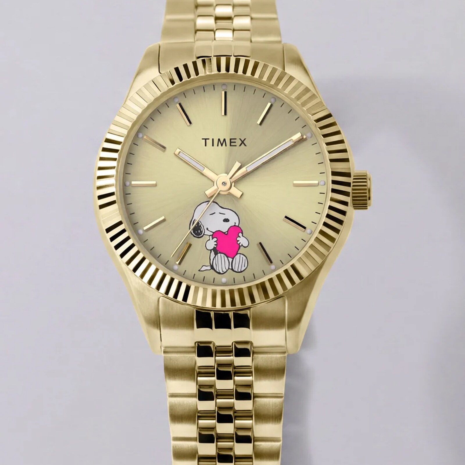 Timex Peanuts x Timex Legacy Mini Heart Hug 25mm Ladies Watches Gold