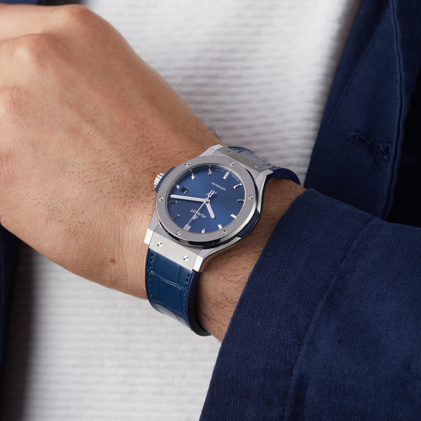 Hublot Classic Fusion Blue Titanium 42mm