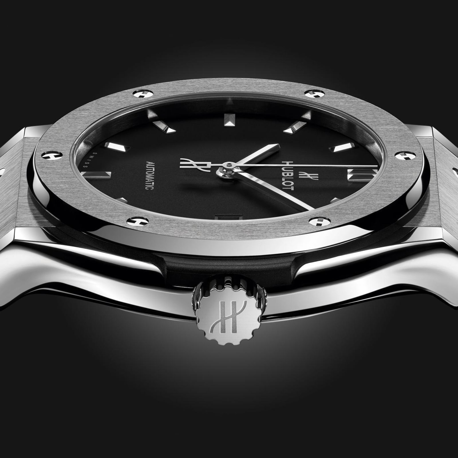 Hublot Classic Fusion Titanium 42mm Mens Watch Hublot Classic Fusion Titanium 42mm Mens Watch