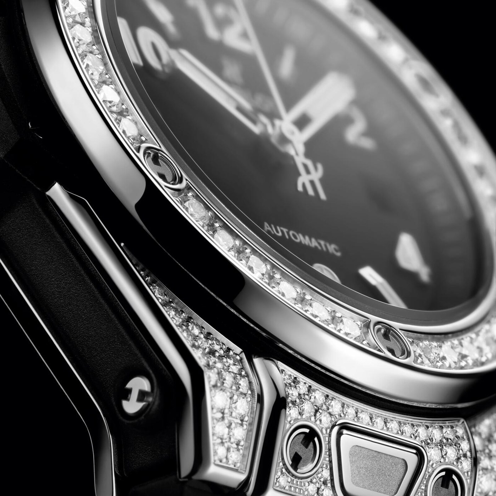 Hublot Big Bang One Click Steel Pavé 33mm Ladies Watch Hublot Big Bang One Click Steel Pavé 33mm Ladies Watch