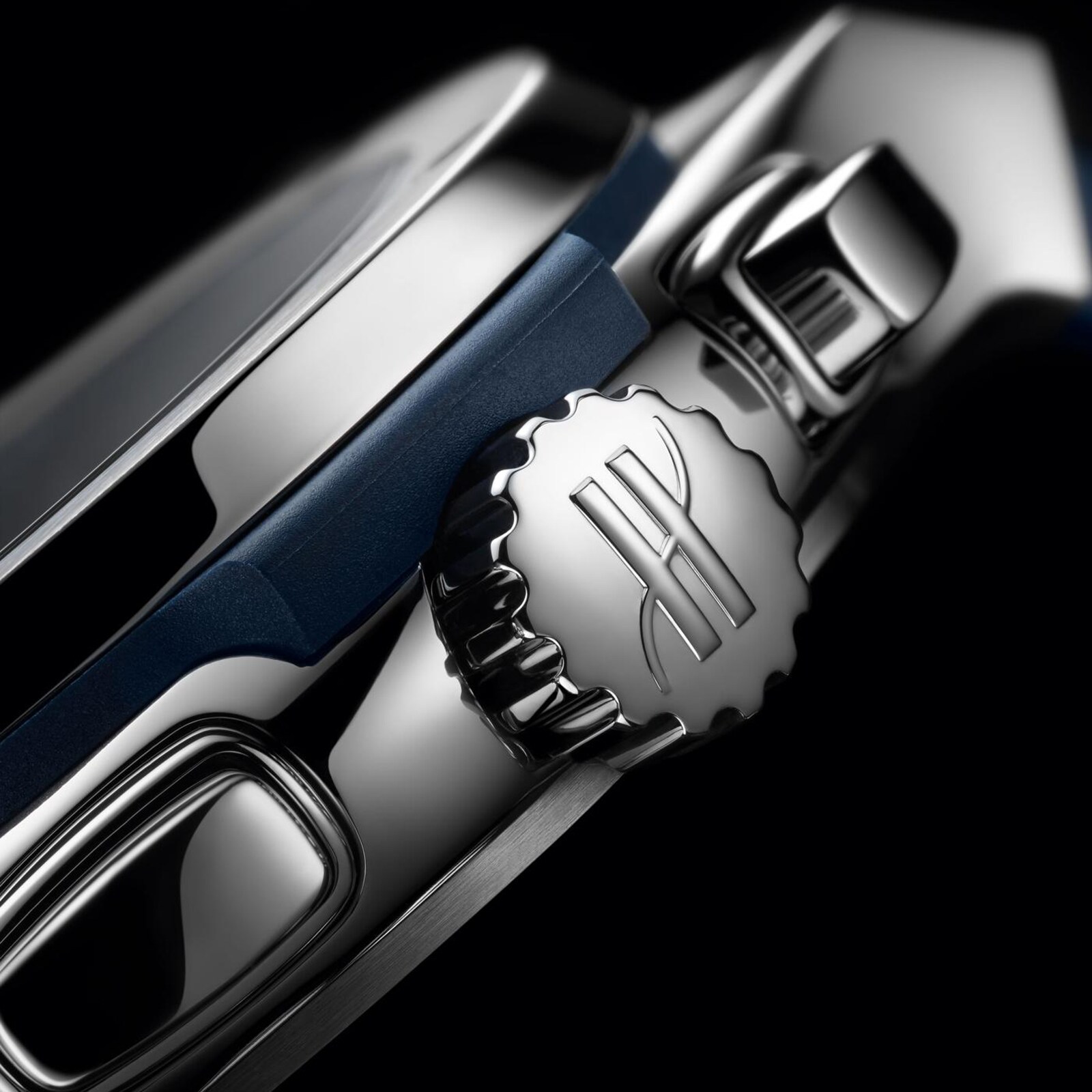 Hublot Classic Fusion 42mm Mens Watch