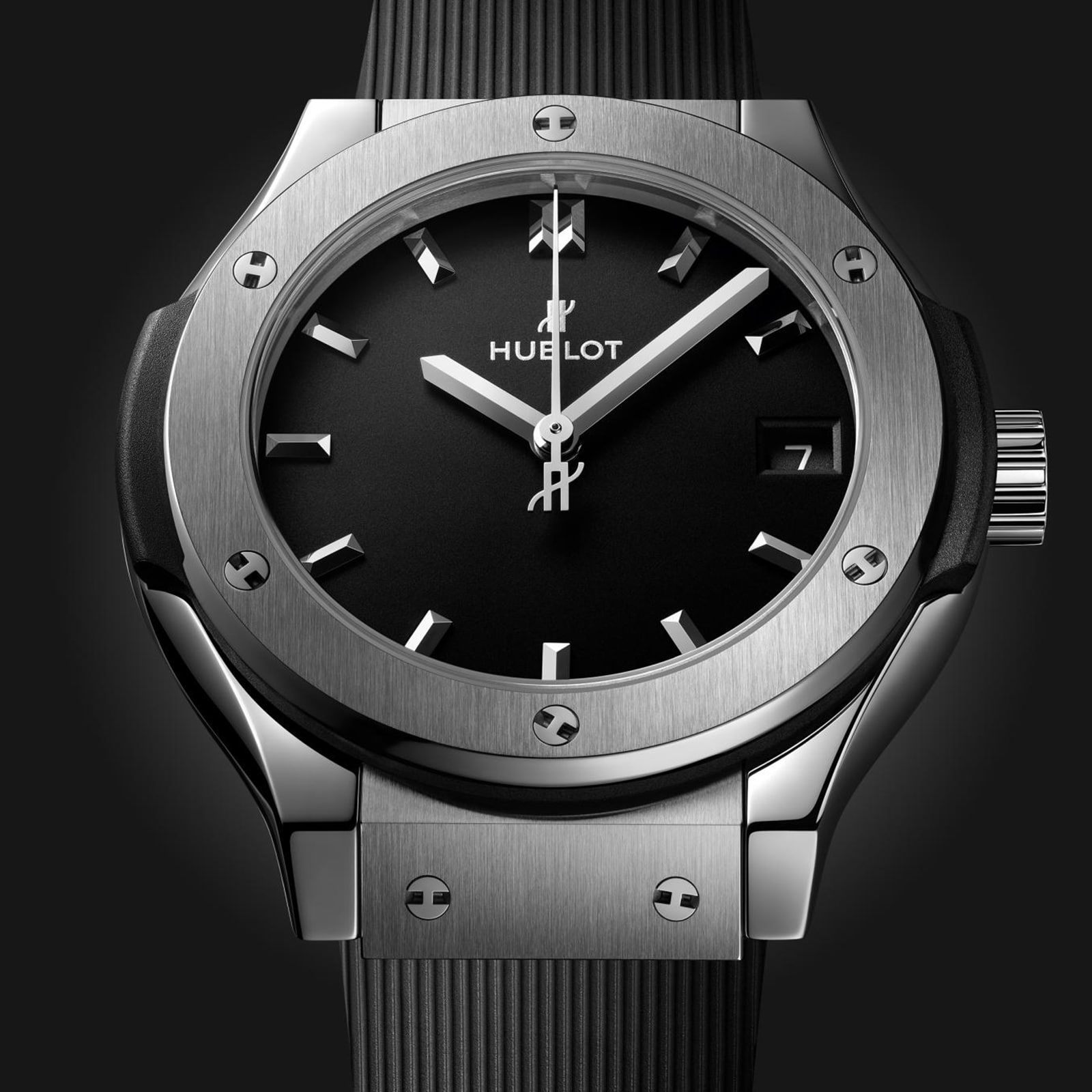 Hublot Classic Fusion Titanium 33mm Watch Black Hublot Classic Fusion Titanium 33mm Watch Black