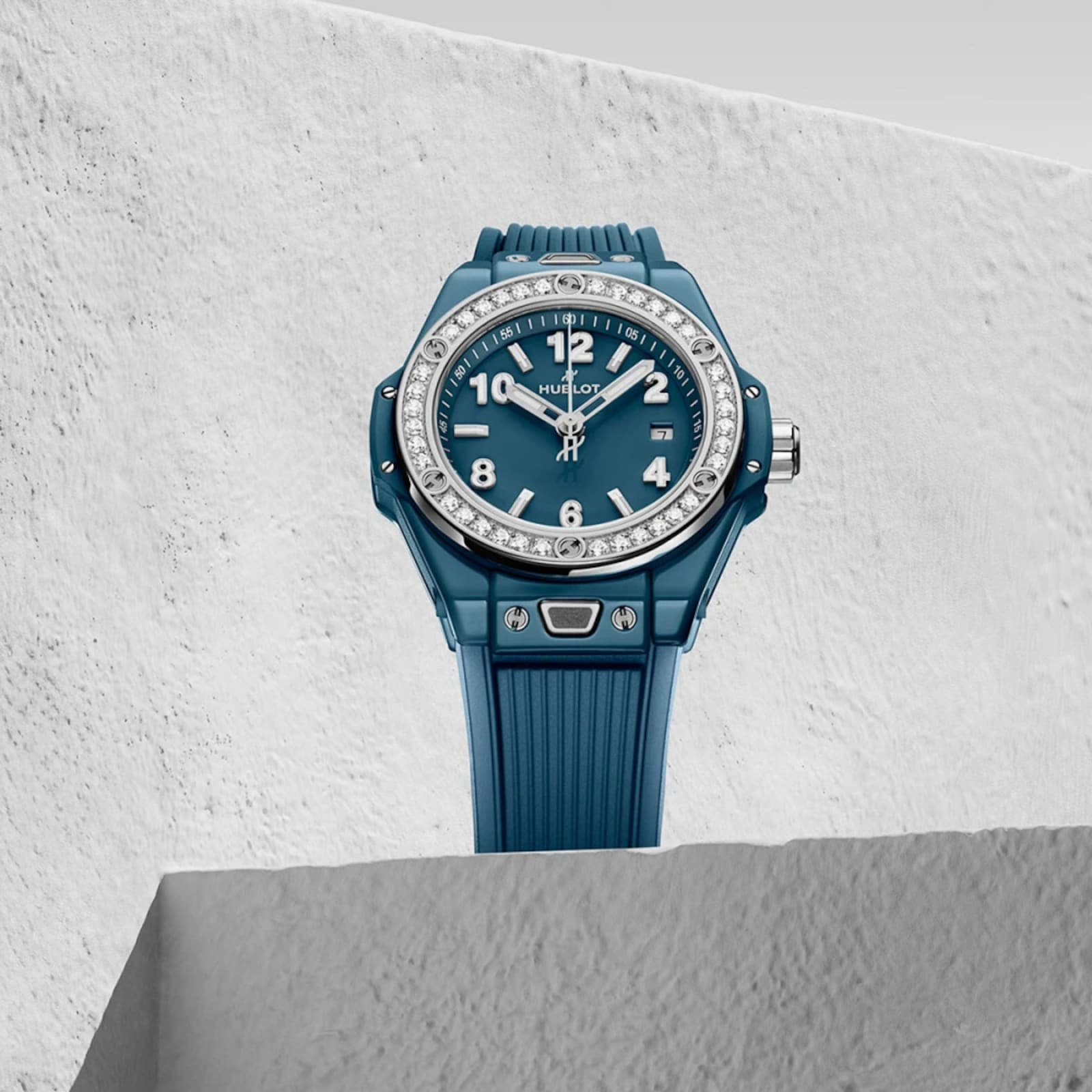 Hublot One Click Petrol Blue Ceramic Diamonds 33mm