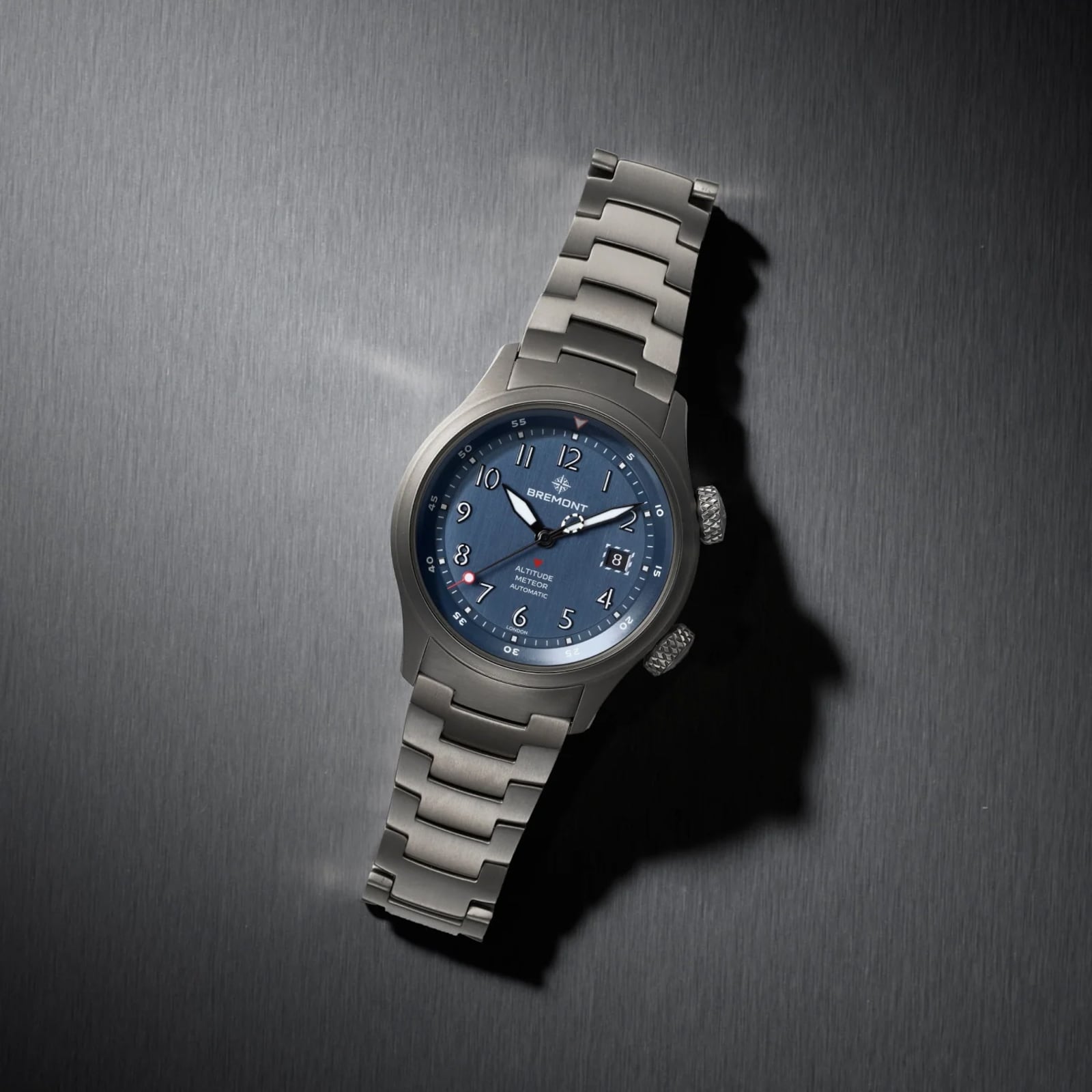 Bremont Altitude MB Meteor 42mm Mens Watch Blue Dial Titanium Barrel Bracelet