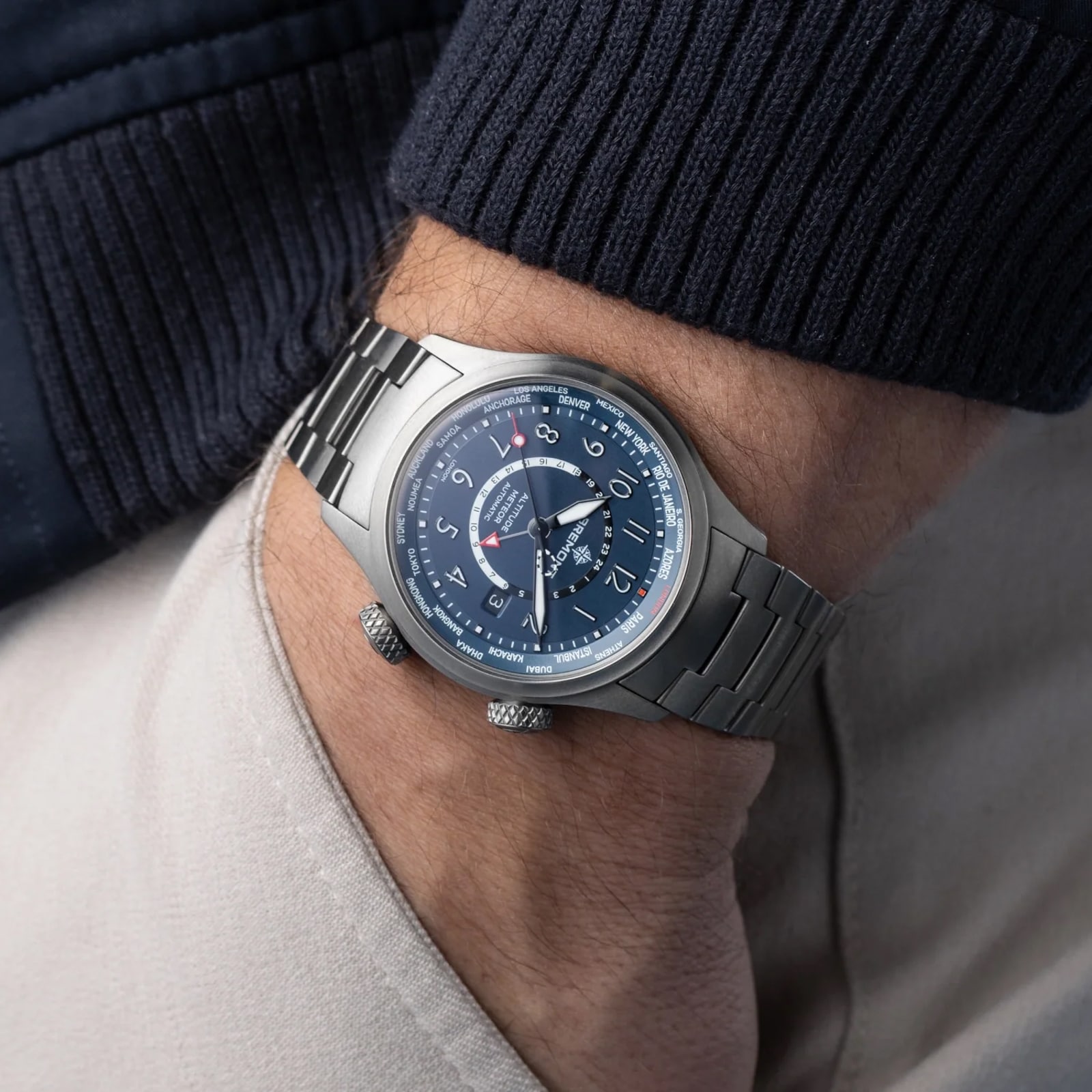 Bremont Altitude MB Meteor Time Zones 42mm Mens Watch Blue Dial Titanium Bracelet