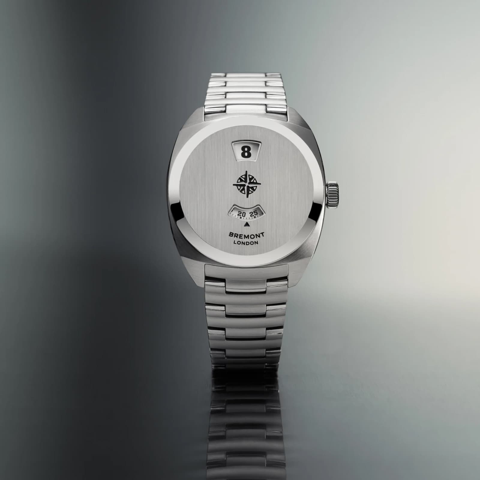 Bremont Terra Nova Jumping Hour 35mm Unisex Watch Stainless Steel Bracelet Bremont Terra Nova Jumping Hour 35mm Unisex Watch Stainless Steel Bracelet