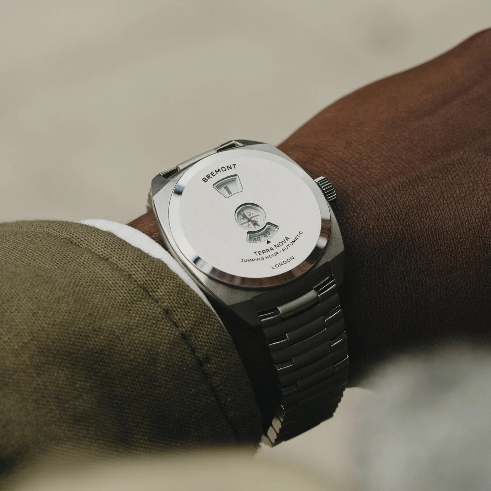 Bremont Terra Nova Jumping Hour 38mm Unisex Watch Stainless Steel Bracelet Bremont Terra Nova Jumping Hour 38mm Unisex Watch Stainless Steel Bracelet