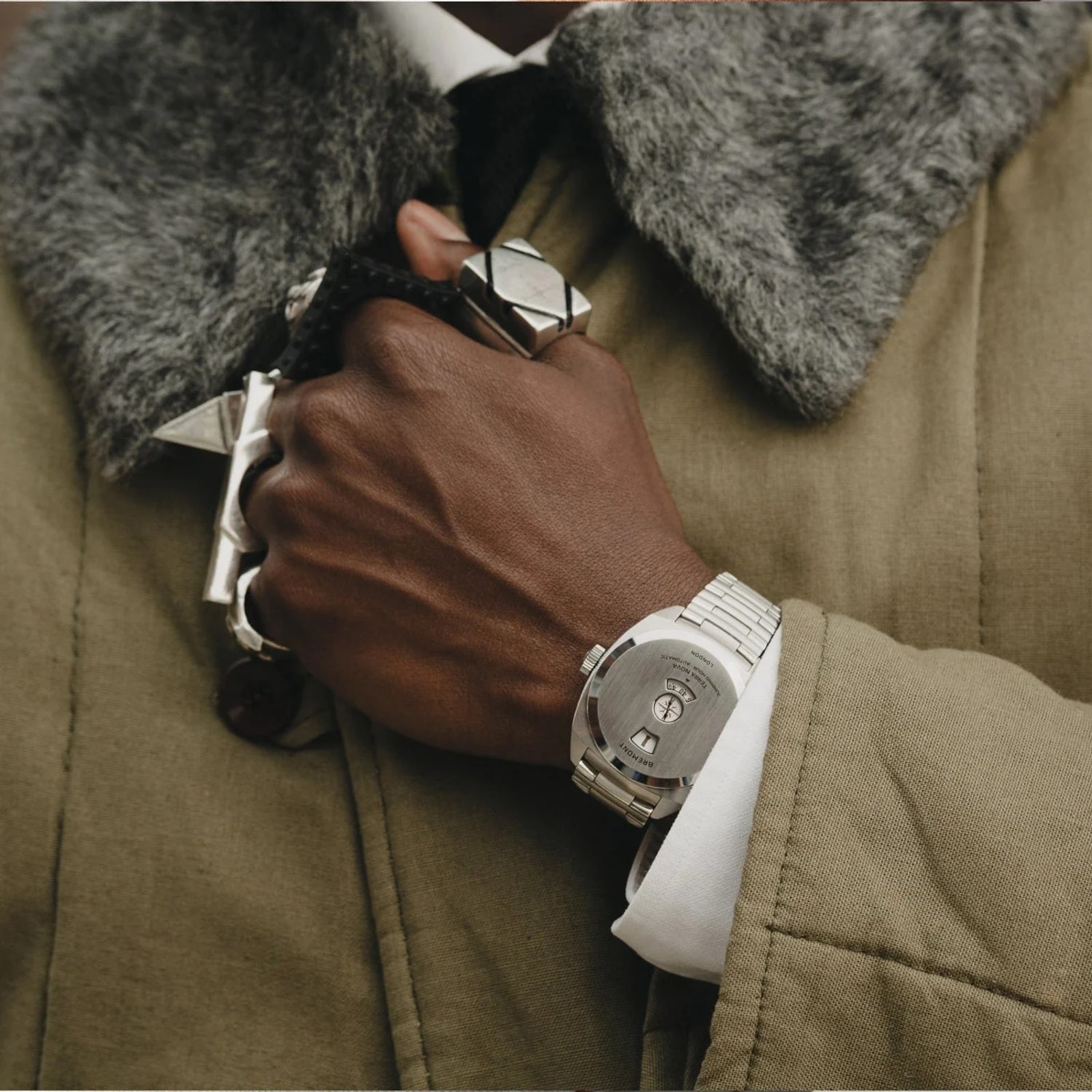 Bremont Terra Nova Jumping Hour 38mm Unisex Watch Stainless Steel Bracelet Bremont Terra Nova Jumping Hour 38mm Unisex Watch Stainless Steel Bracelet
