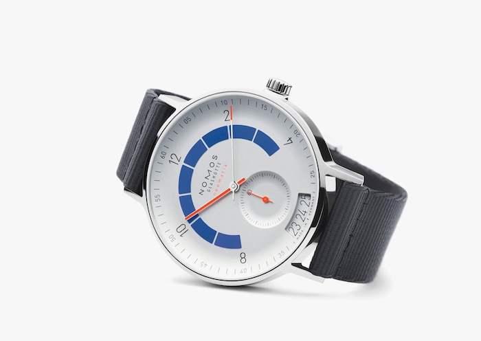 NOMOS Glashutte Autobahn Neomatik 41 Date Sports Gray