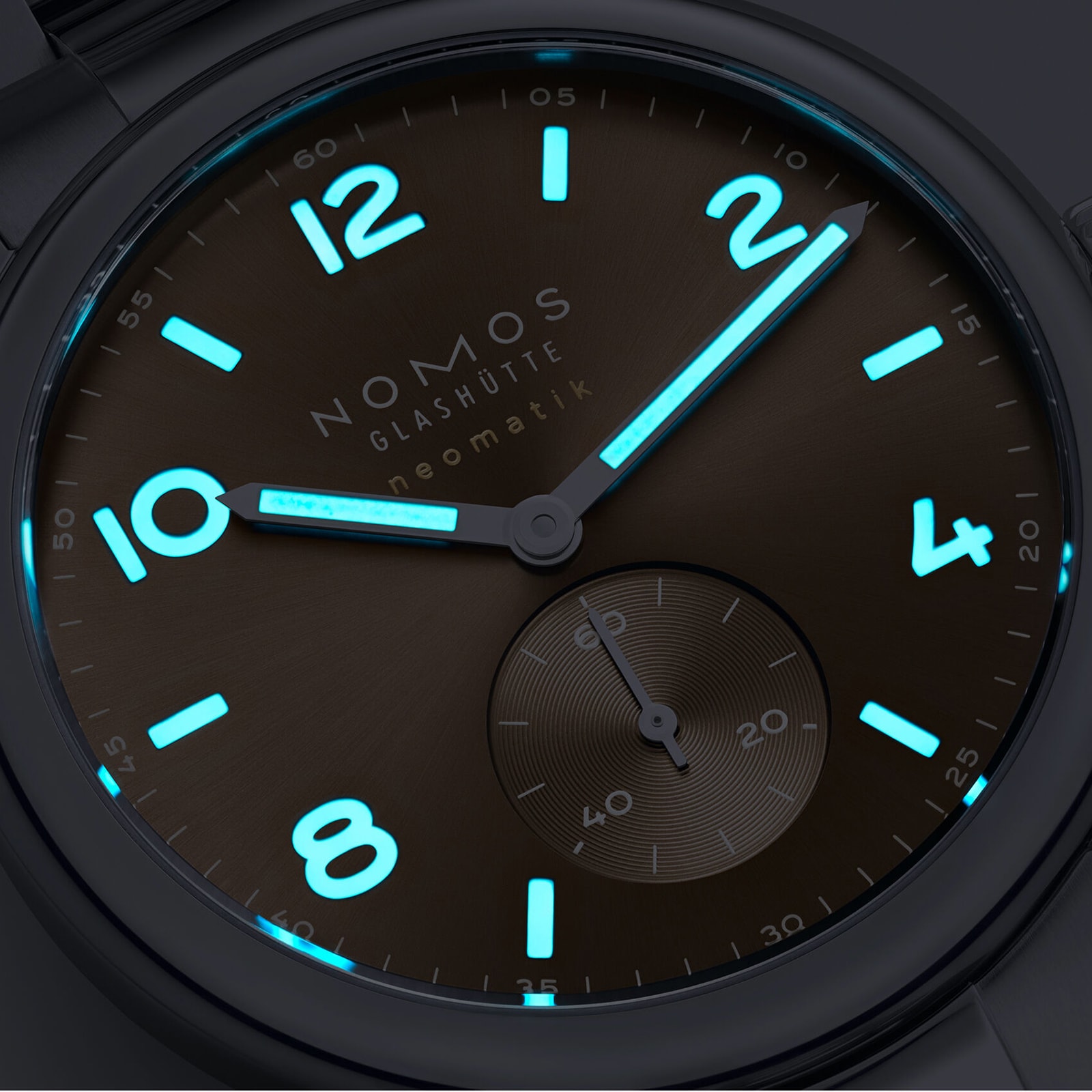 NOMOS Glashutte Club Sport Neomatik 39 Ember Unisex Watch NOMOS Glashutte Club Sport Neomatik 39 Ember Unisex Watch