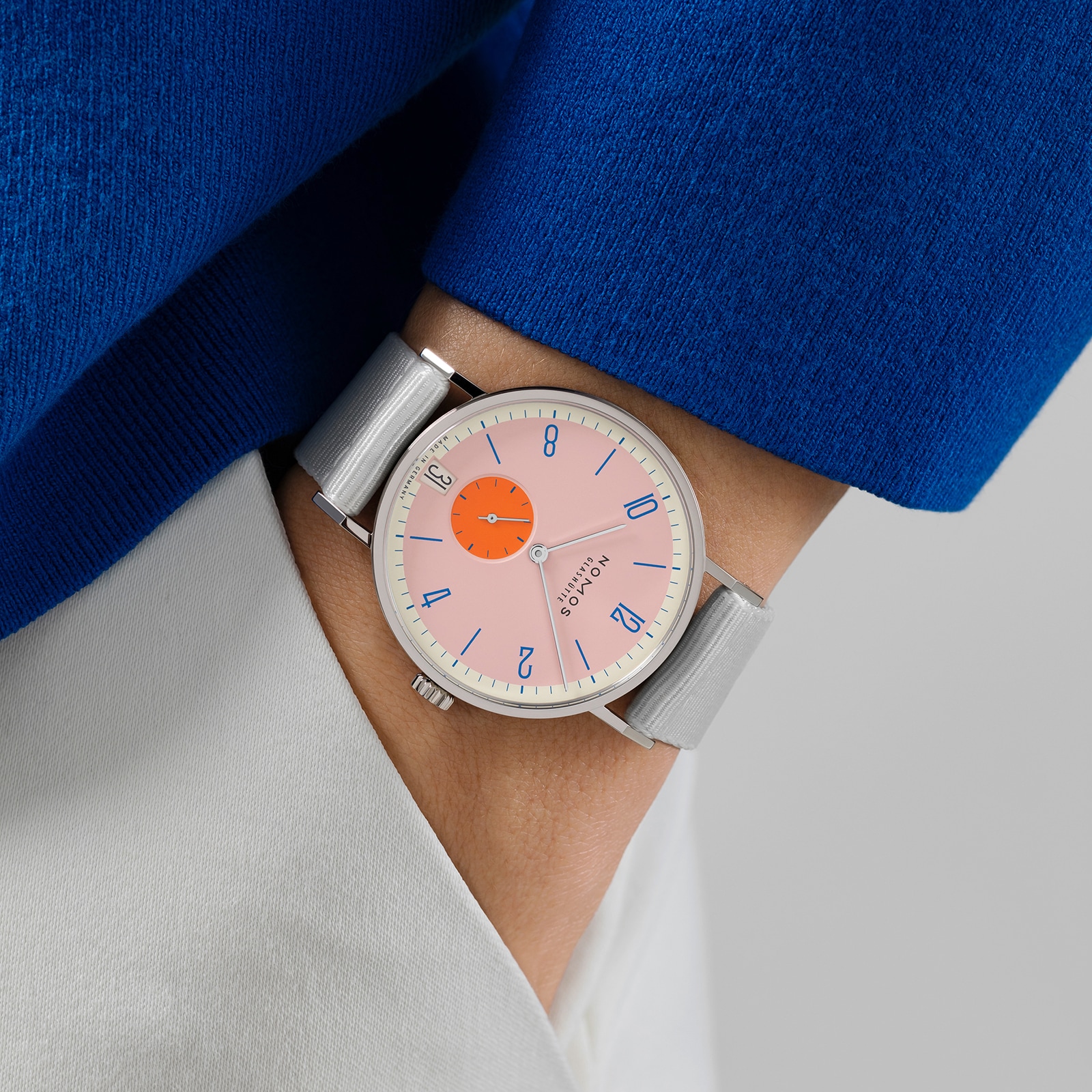 NOMOS Glashutte Tangente 38 Date Flamingopink - 175 Years Watchmaking Glashutte NOMOS Glashutte Tangente 38 Date Flamingopink - 175 Years Watchmaking Glashutte