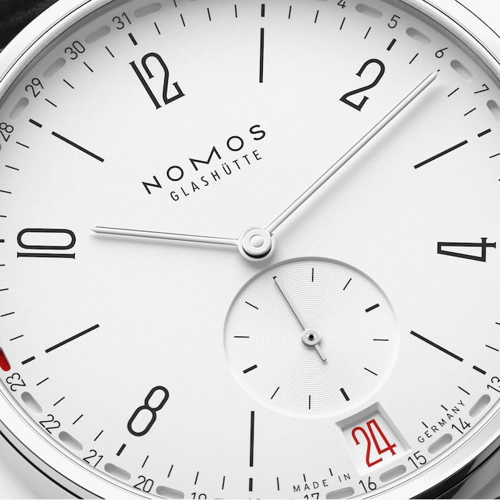 NOMOS Glashütte Tangente 2Date