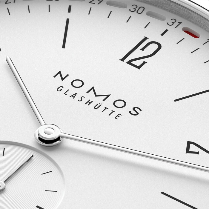 NOMOS Glashütte Tangente 2Date