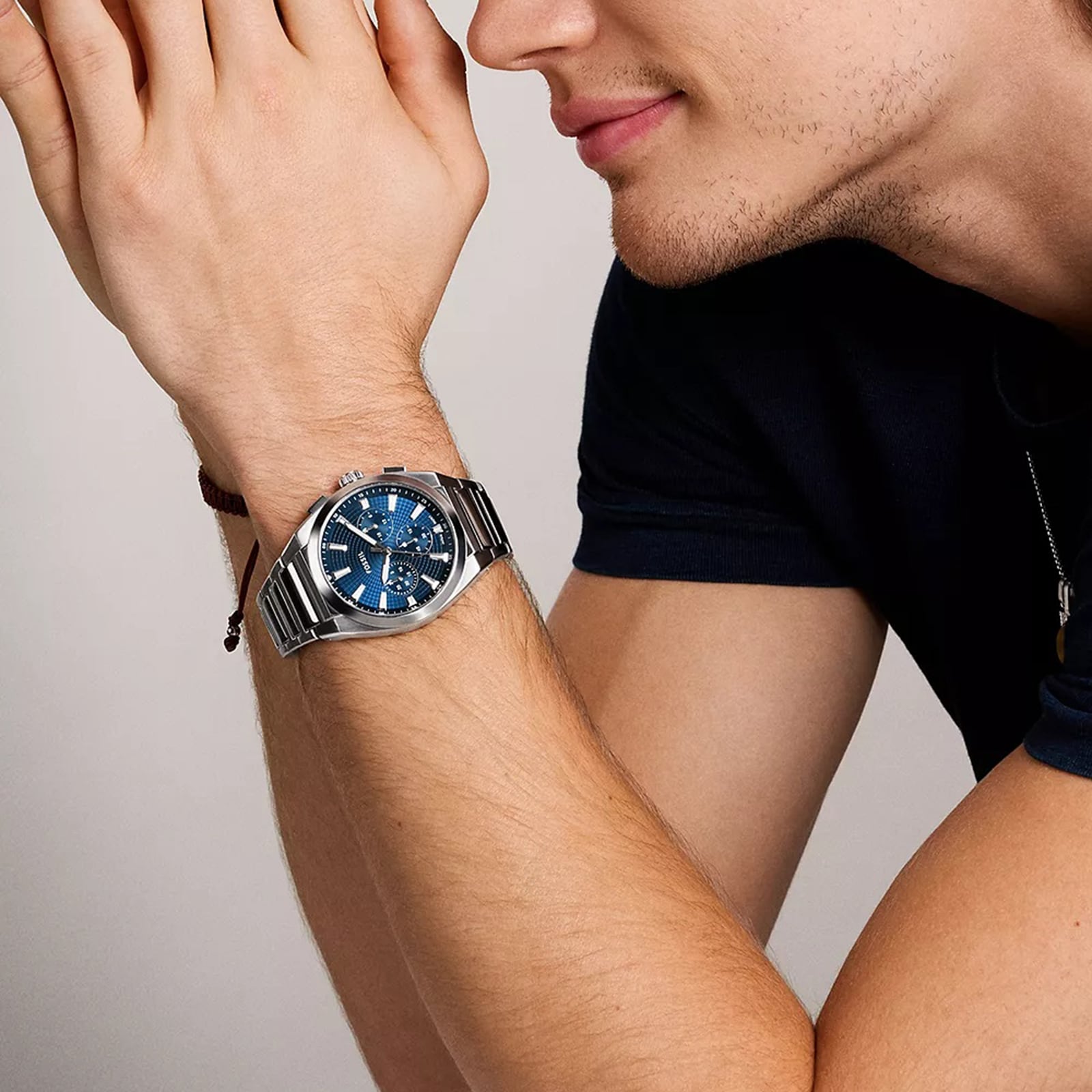 Fossil Everett Stainless Steel Blue Chronograph Mens Watch Fossil Everett Stainless Steel Blue Chronograph Mens Watch
