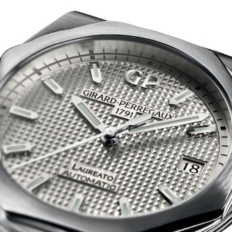 Girard Perregaux Laureato