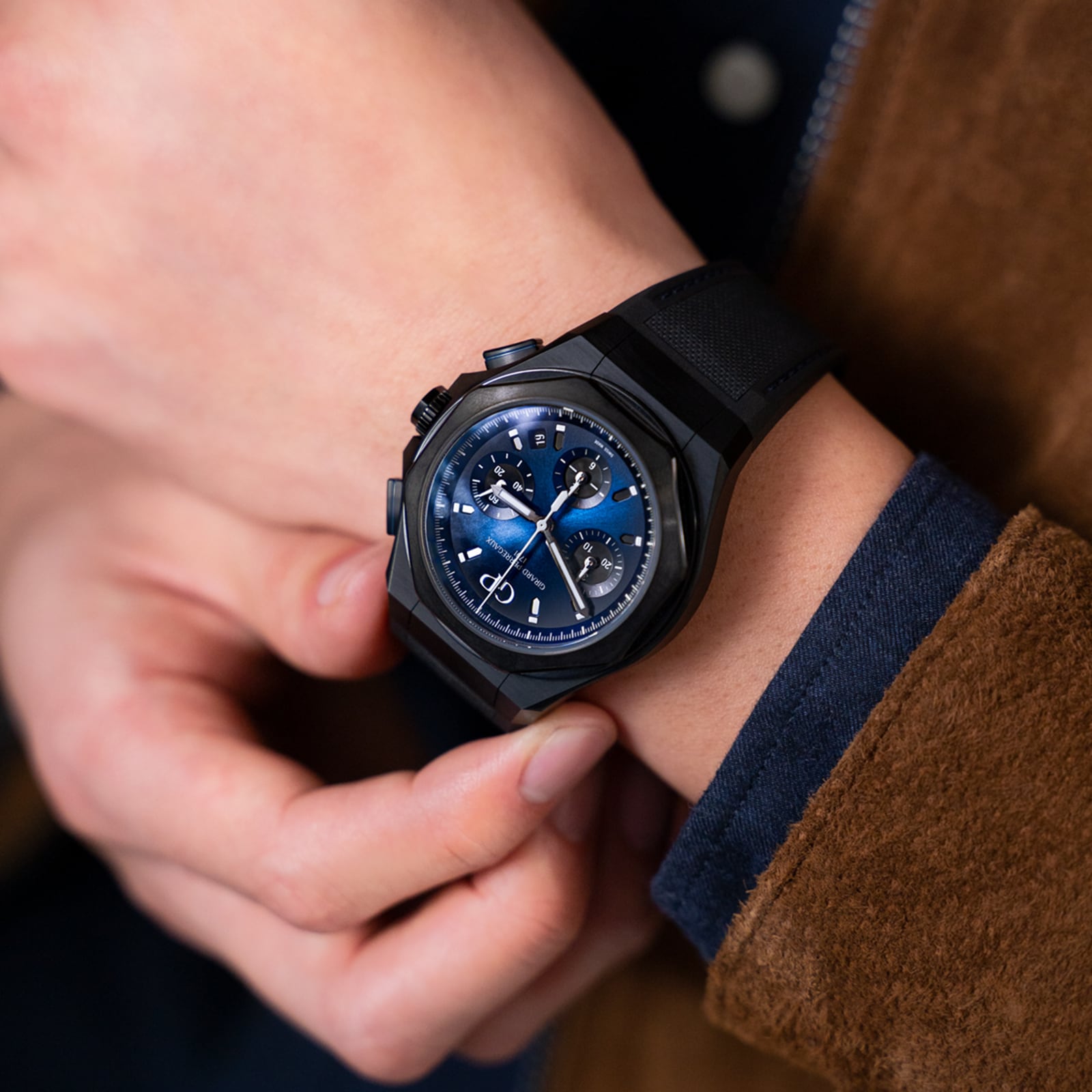 Girard Perregaux Laureato Absolute Chronograph Girard Perregaux Laureato Absolute Chronograph