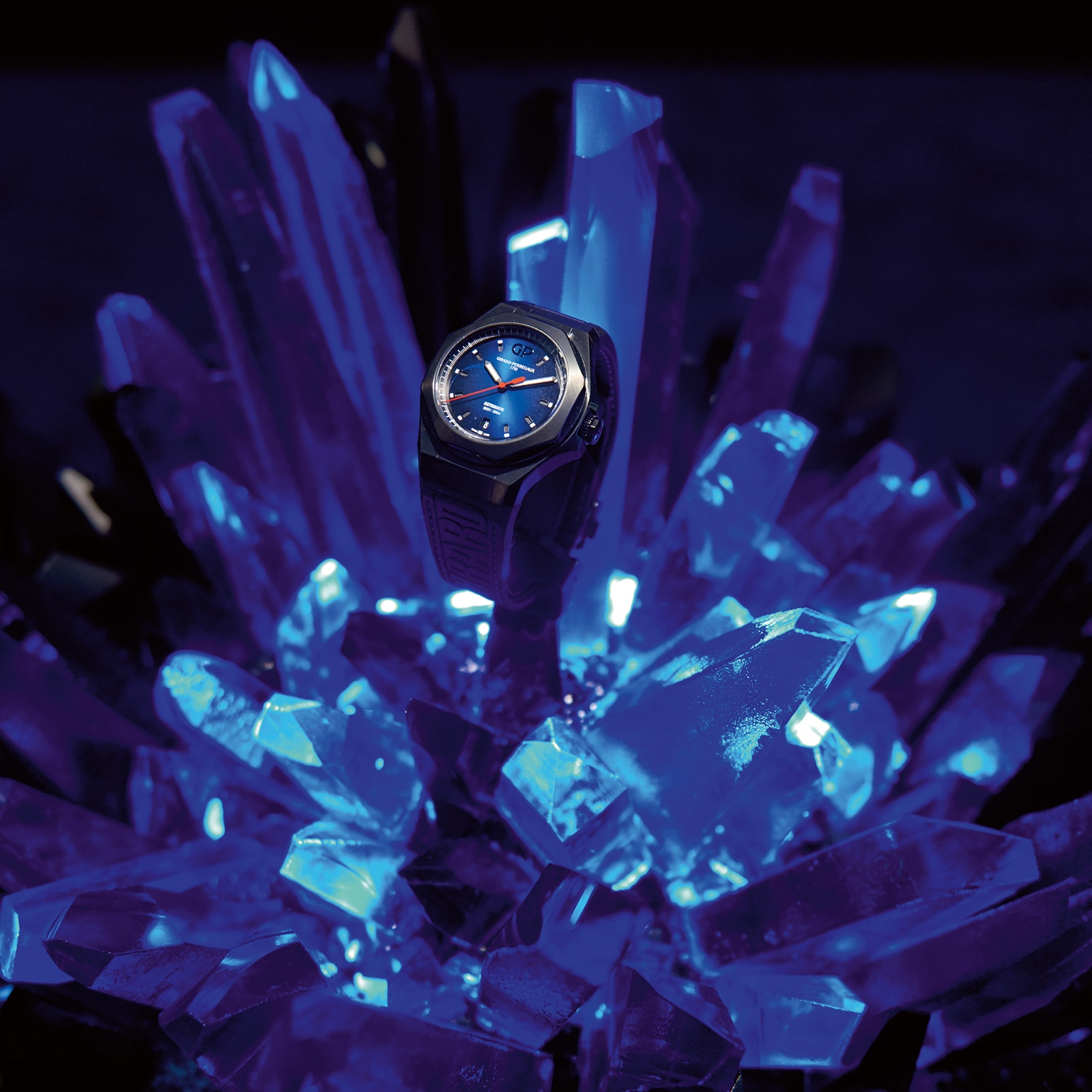 Girard Perregaux Laureato Absolute 44mm Blue