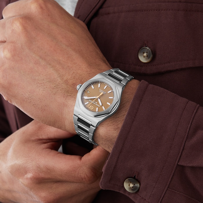 Girard Perregaux Laureato 38mm Unisex Watch