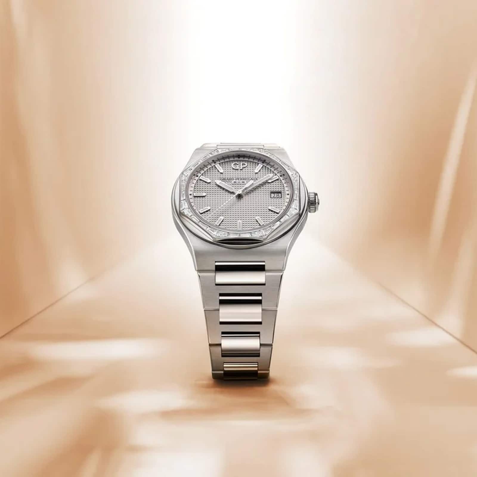 Girard-Perregaux Laureato 38mm Ladies Watch