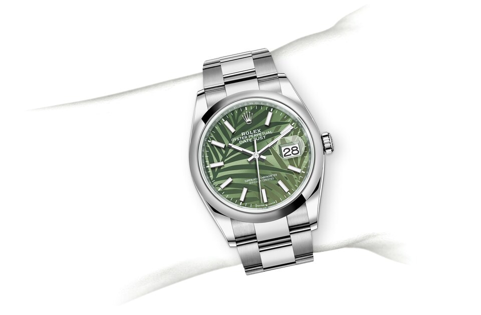 Rolex Oyster Perpetual in Oystersteel, m126000-0006