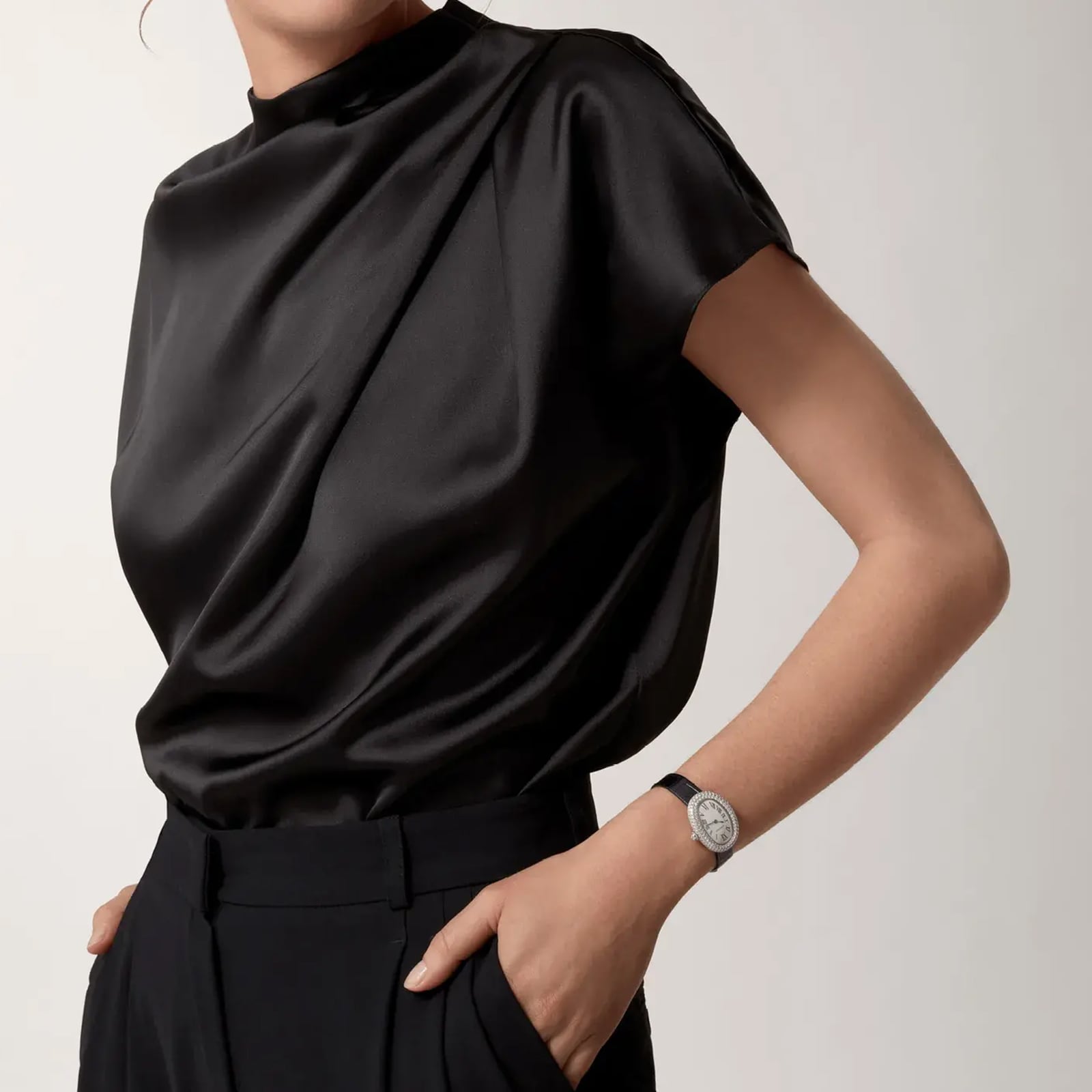 Cartier Baignoire watch, small model, quartz movement. 18K white gold (750/1000) case set with brilliant-cut diamonds.