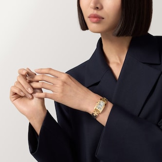Cartier Tank Américaine watch, small model, quartz movement - high autonomy, Yellow gold
