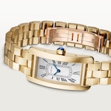 Cartier Tank Américaine watch, small model, quartz movement - high autonomy, Yellow gold