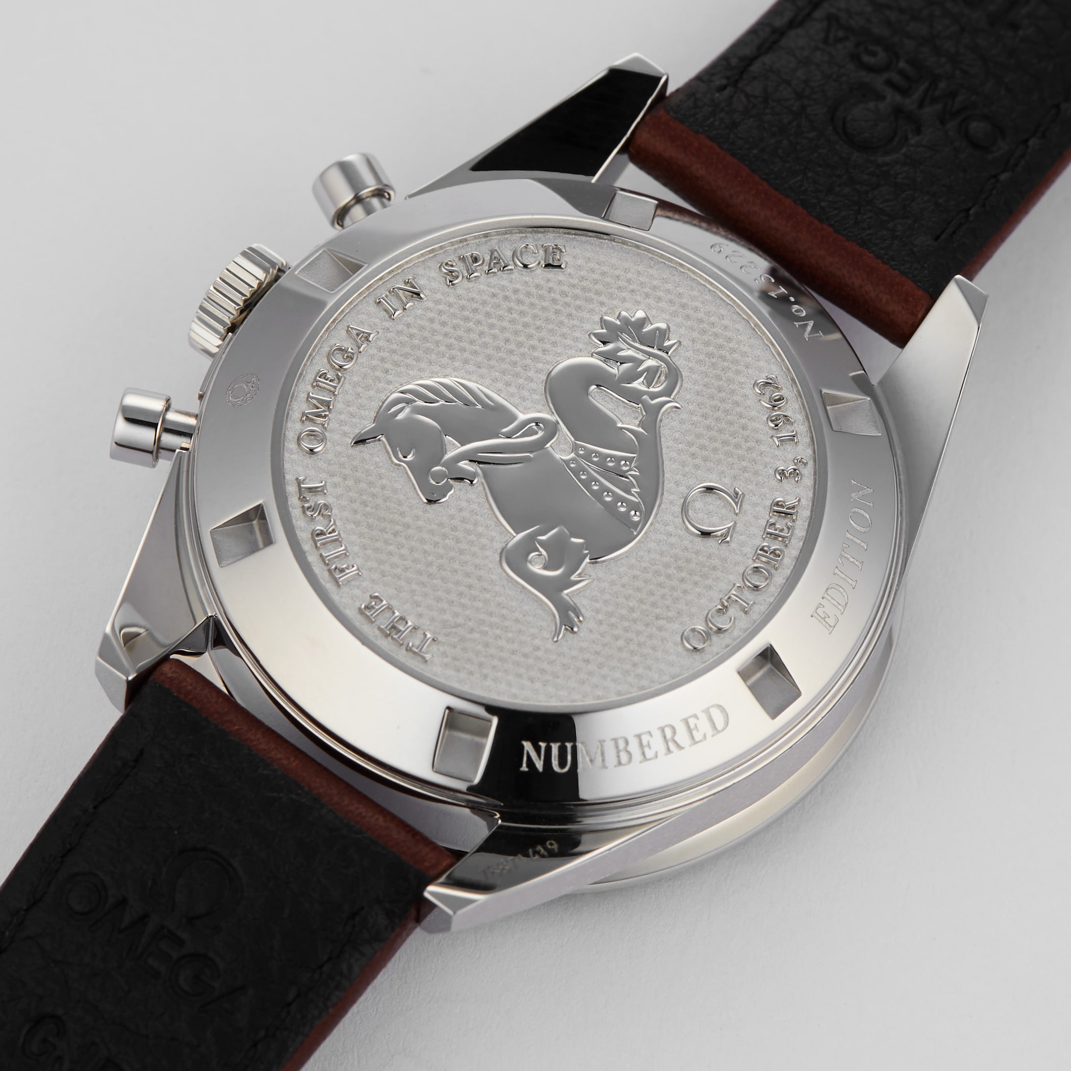 omega moonwatch first in space