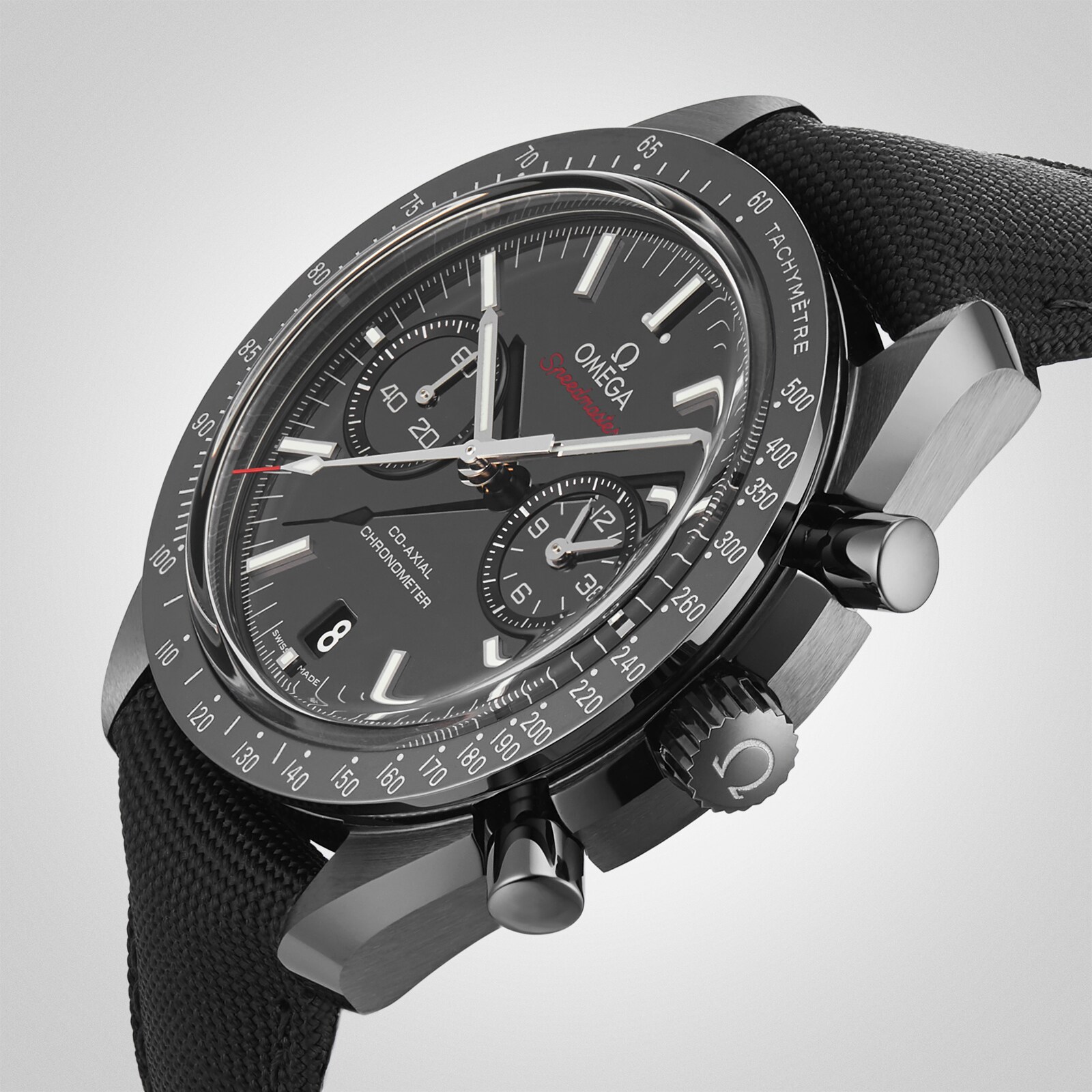 Omega speedmaster dark side 2025 of the moon prezzo